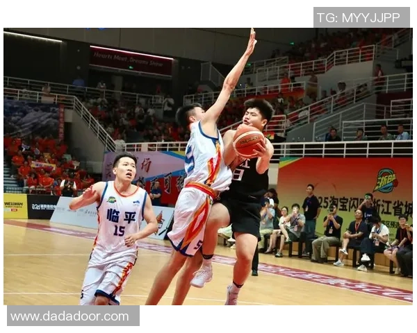 杭州篮球队选拔赛点评：团队配合与个人表现的完美结合分析